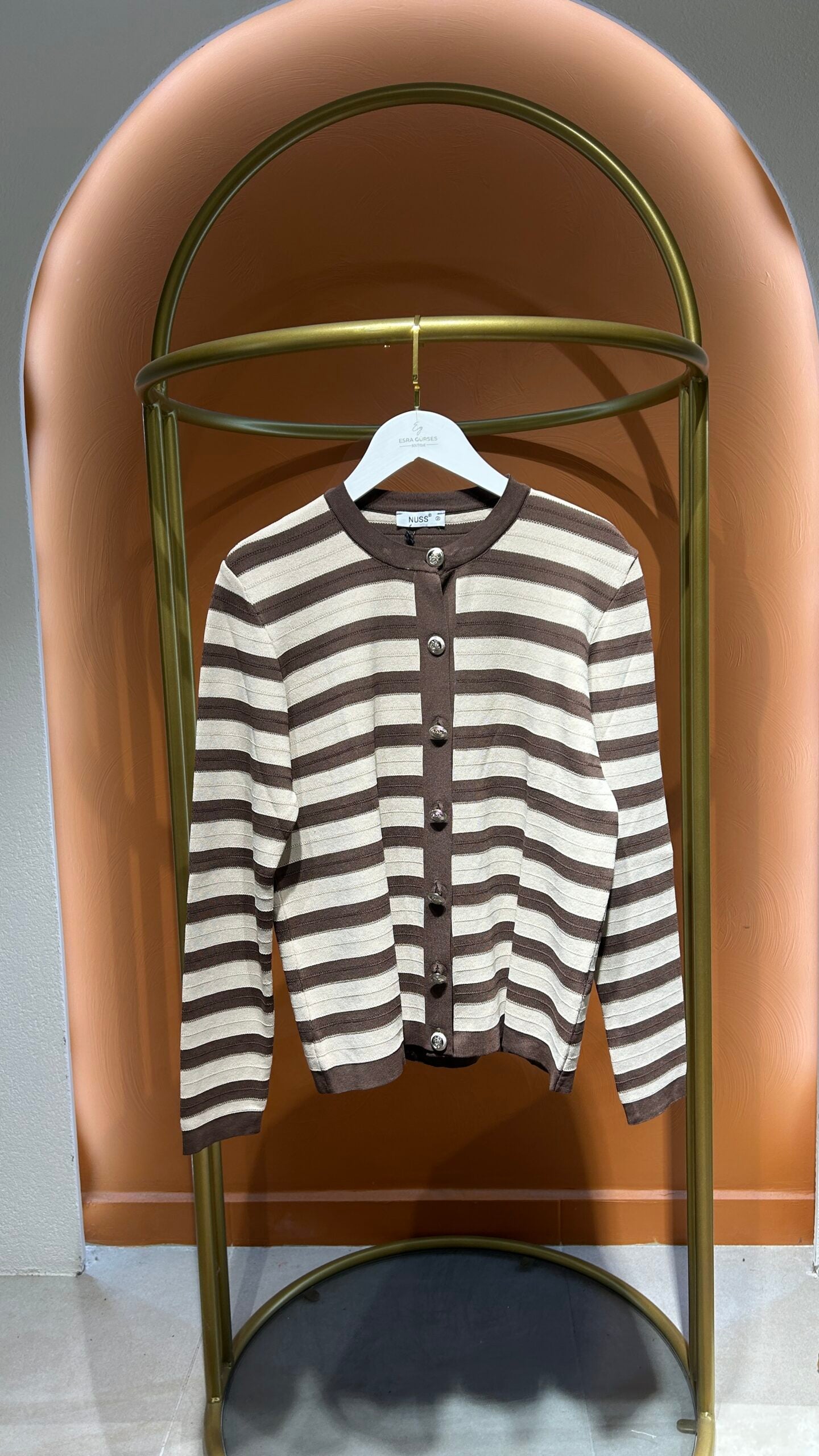 Çizgili Kahverengi Hırka - EsraGürsesBoutique
