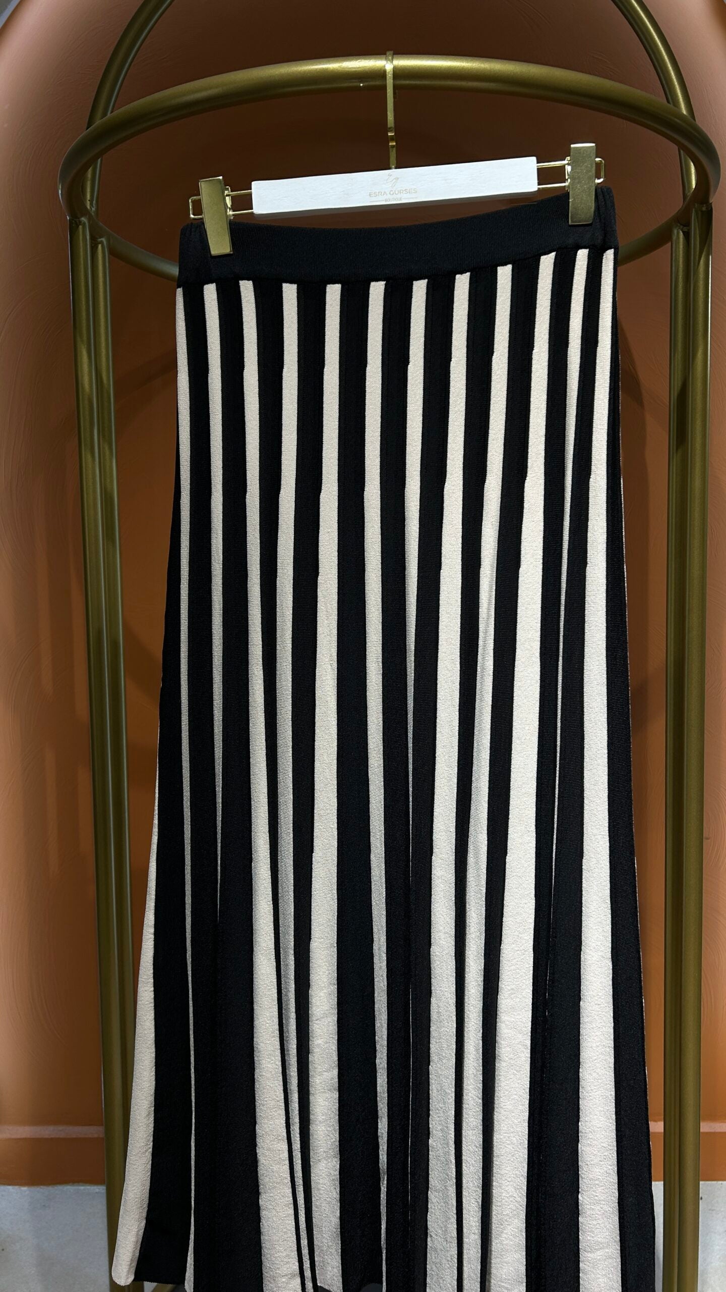 Şık Tunikli Etek Takım - EsraGürsesBoutique