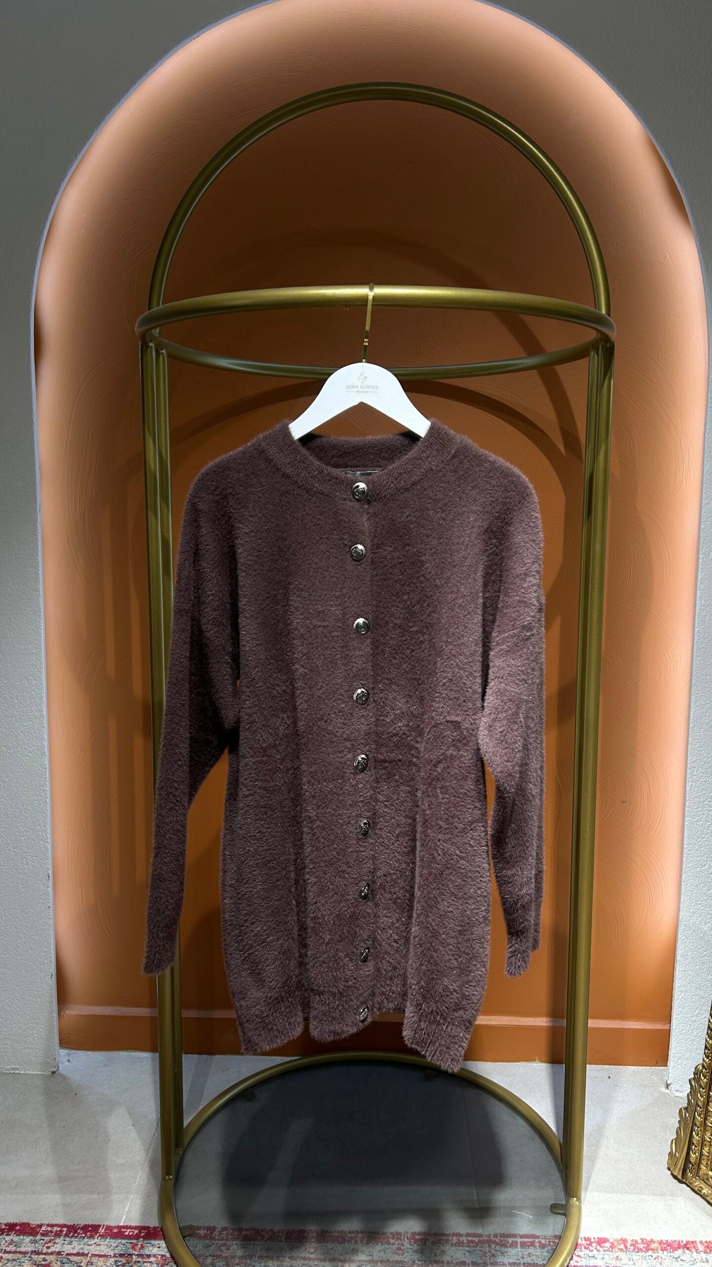 Mürdüm Uzun Angora Hırka - EsraGürsesBoutique
