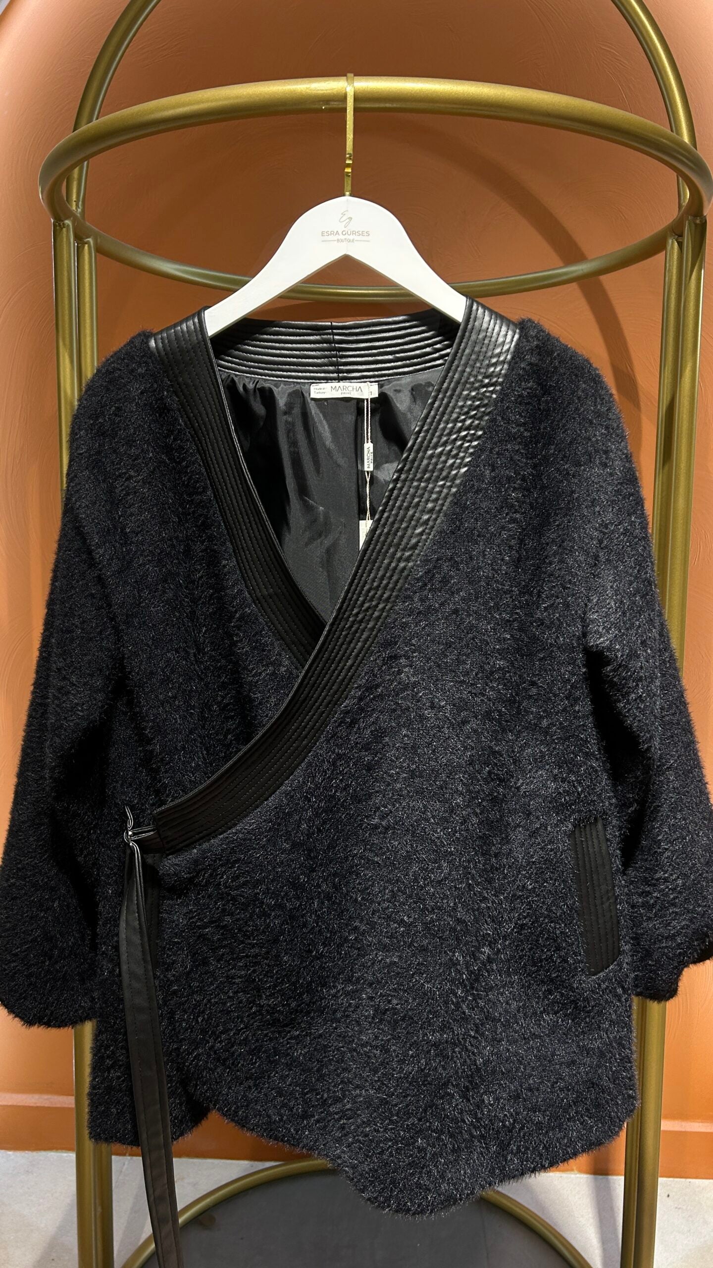 Anvelop Kısa Kaban - Siyah - EsraGürsesBoutique