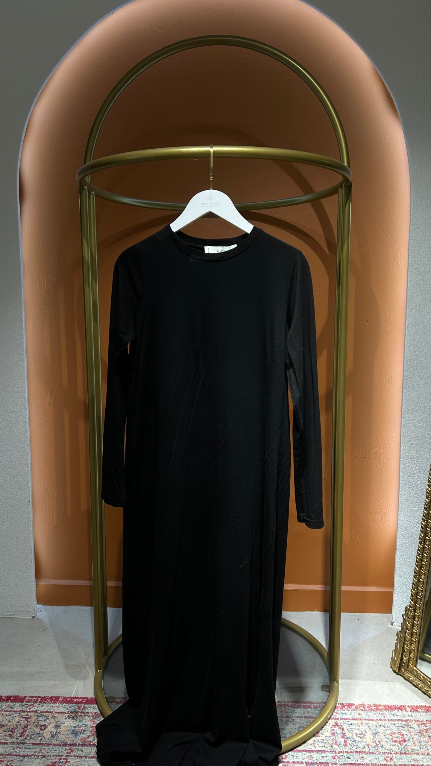 Uzun Kollu Siyah İçlik Elbise - EsraGürsesBoutique