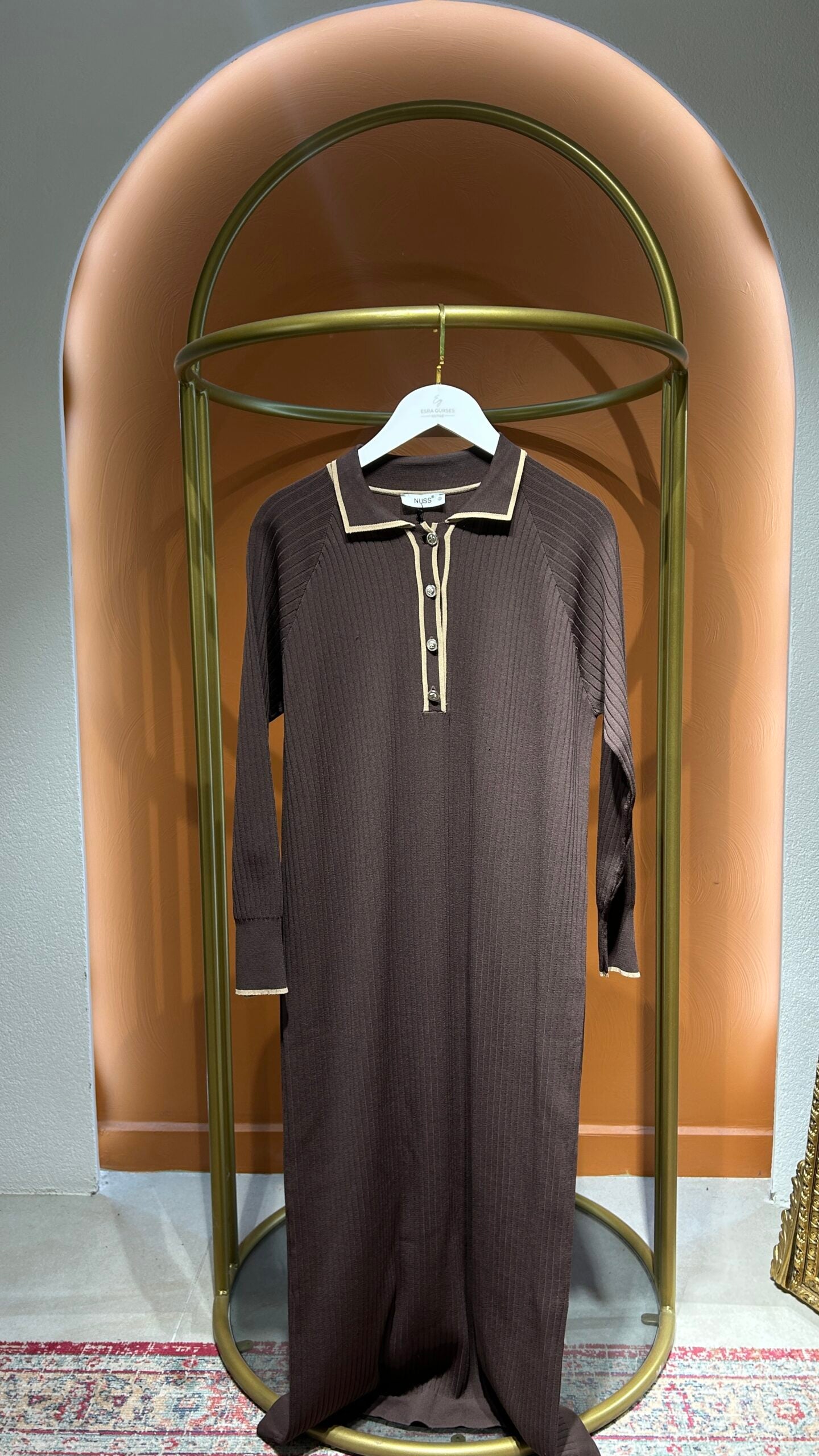 Kahverengi Polo Yaka Fitilli Elbise - EsraGürsesBoutique