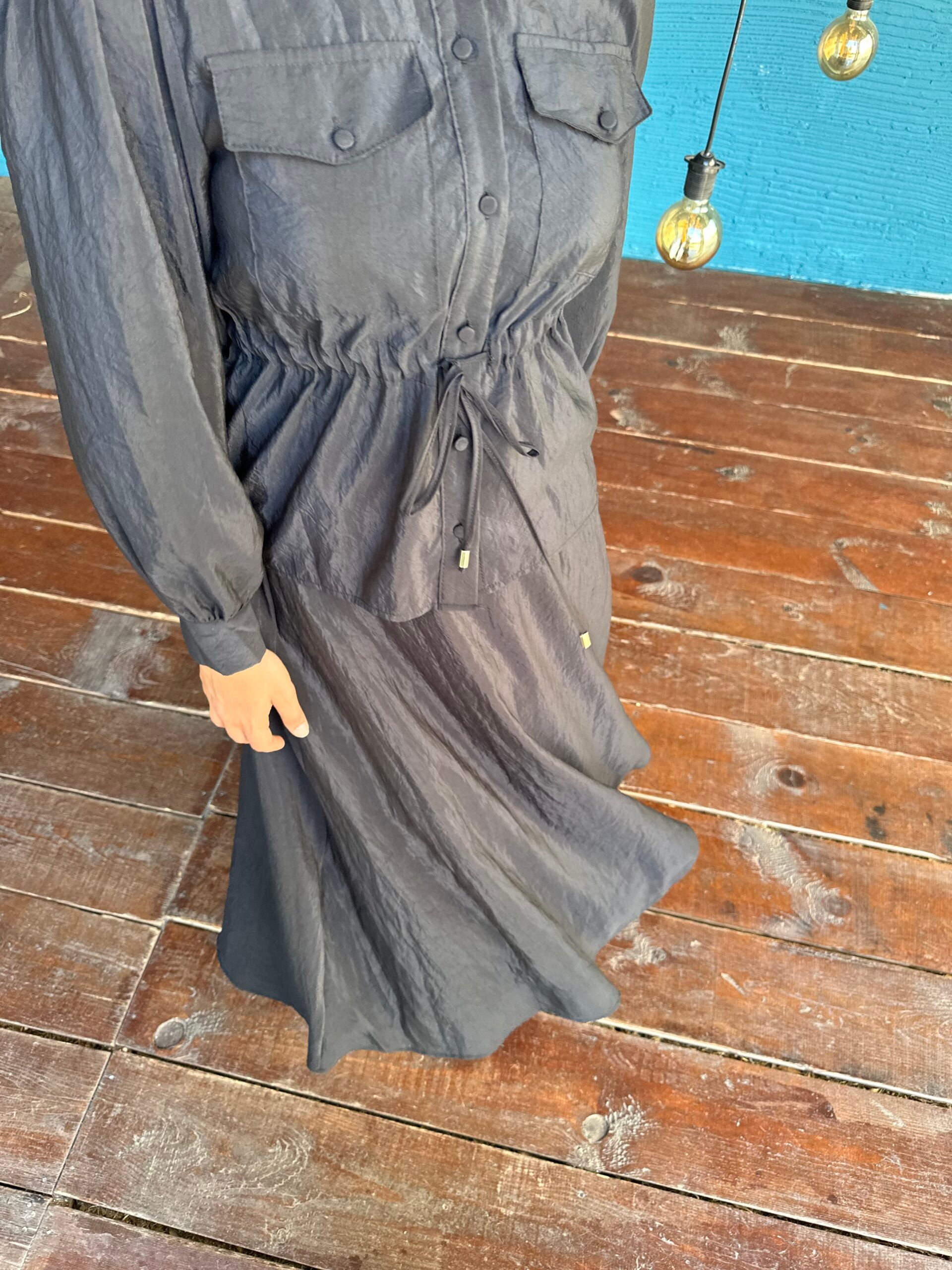 Siyah Etekli Takım - EsraGürsesBoutique