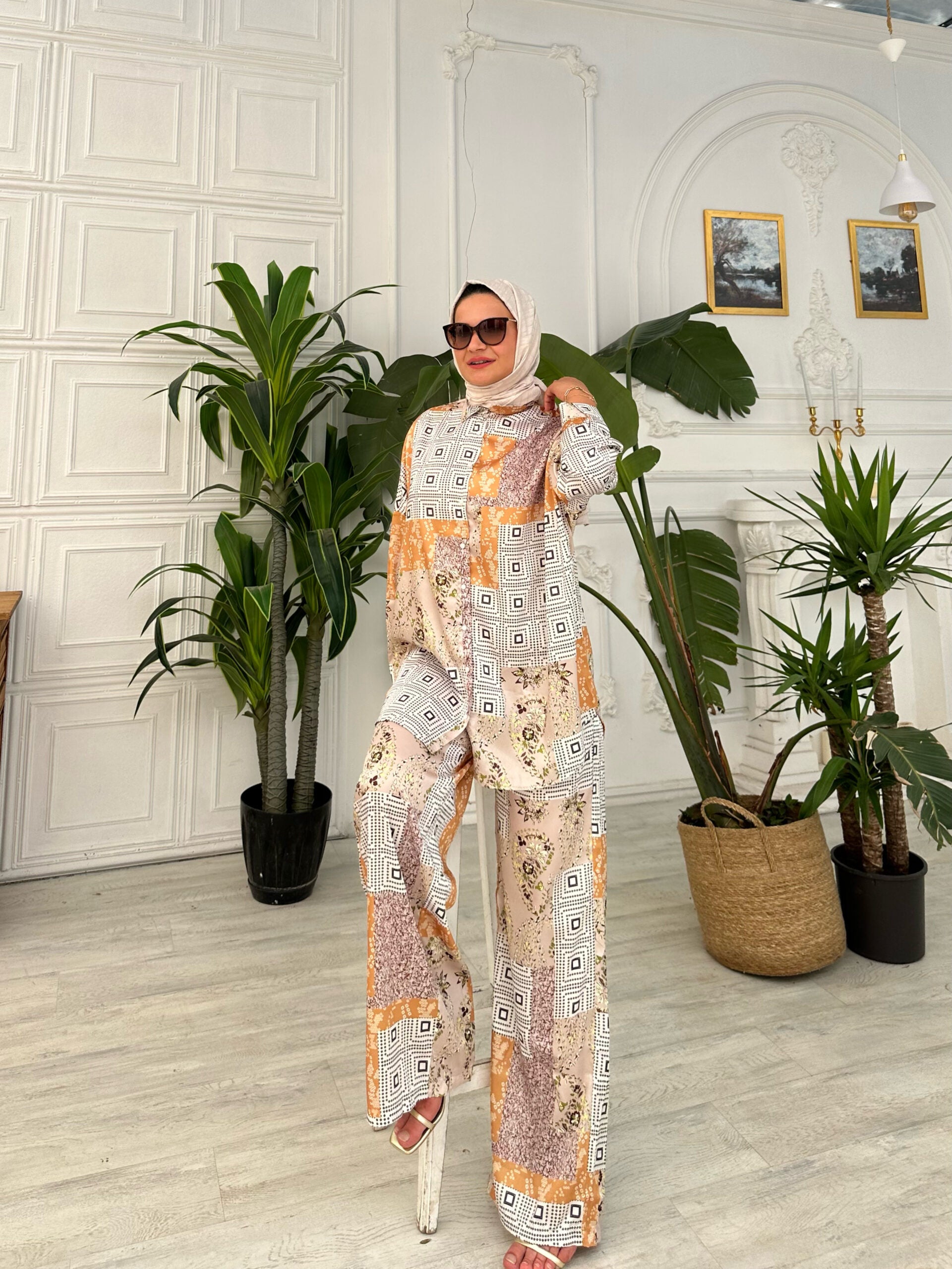Desenli Saten Takım - EsraGürsesBoutique