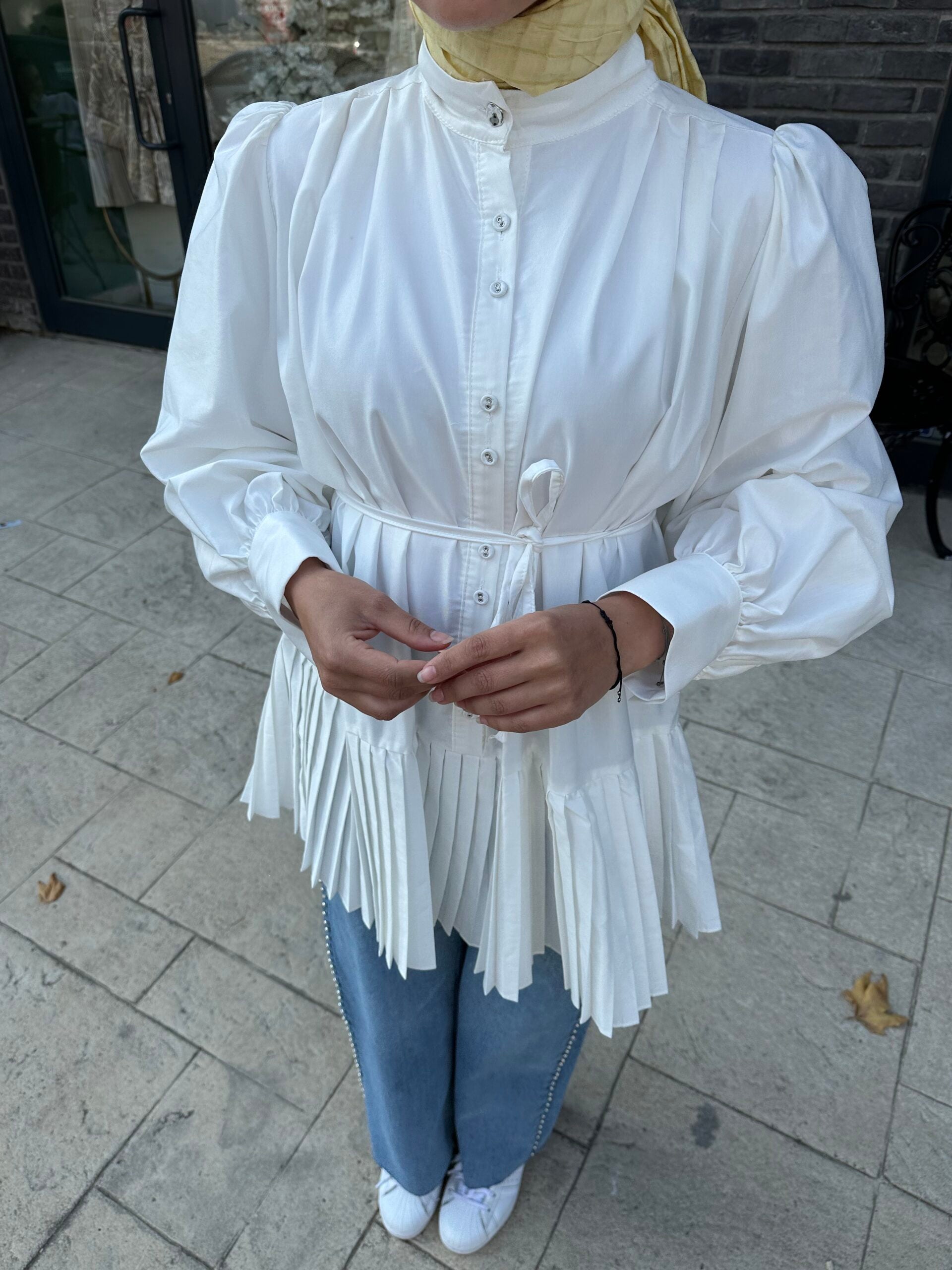 HENZA Beyaz Pilise Gömlek - EsraGürsesBoutique