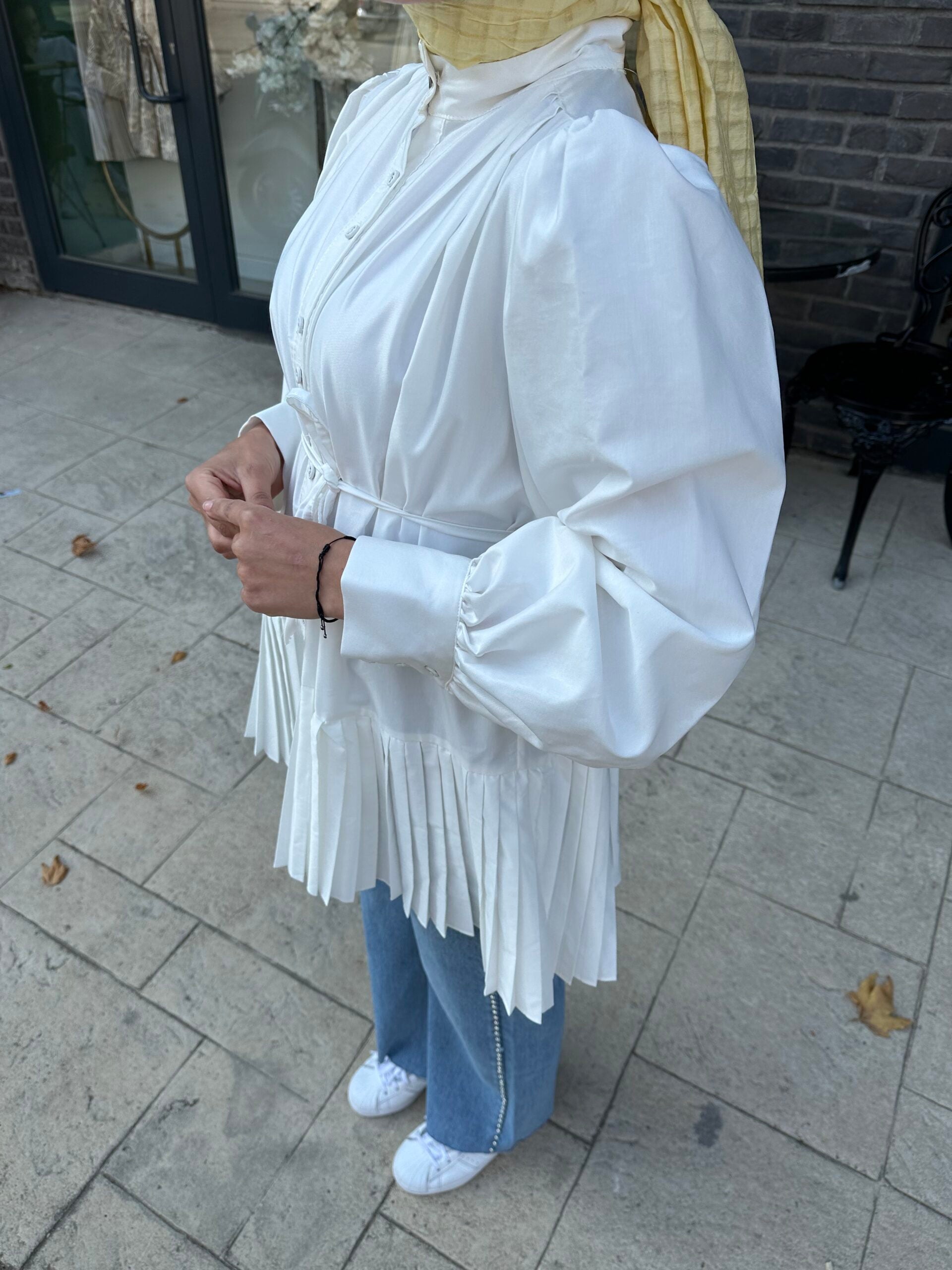 HENZA Beyaz Pilise Gömlek - EsraGürsesBoutique