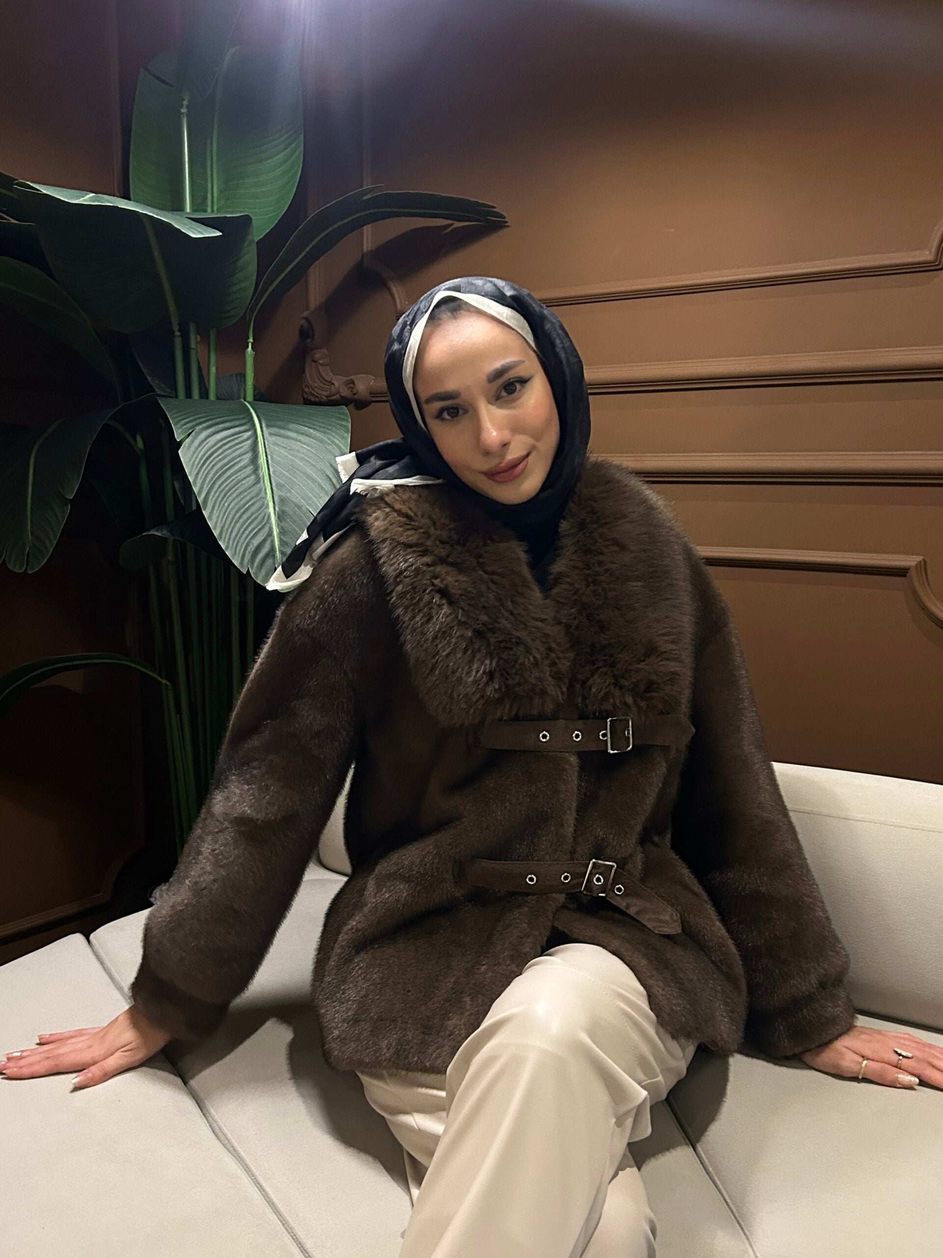 İthal Kahve Kürk Ceket - EsraGürsesBoutique