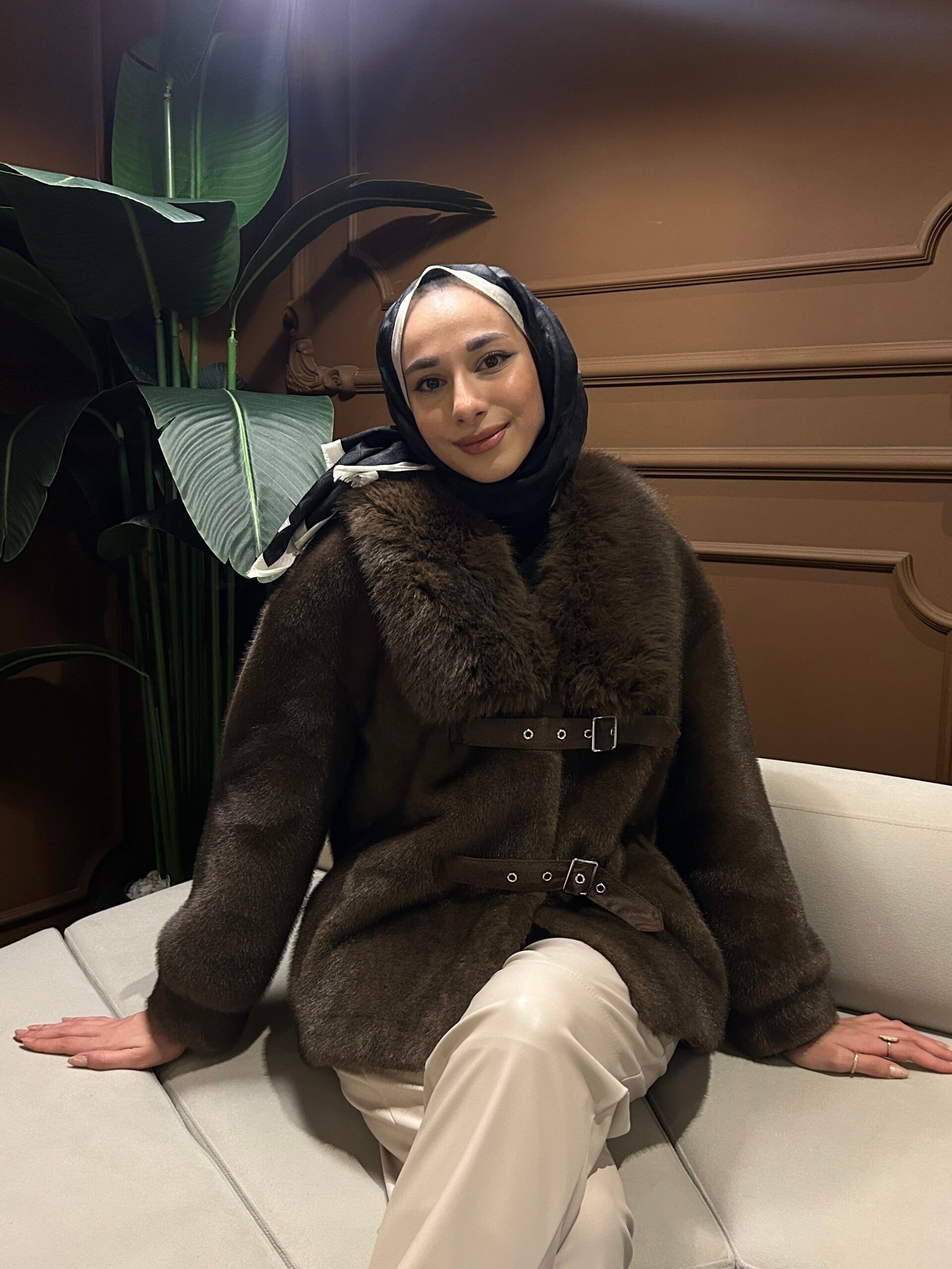 İthal Kahve Kürk Ceket - EsraGürsesBoutique