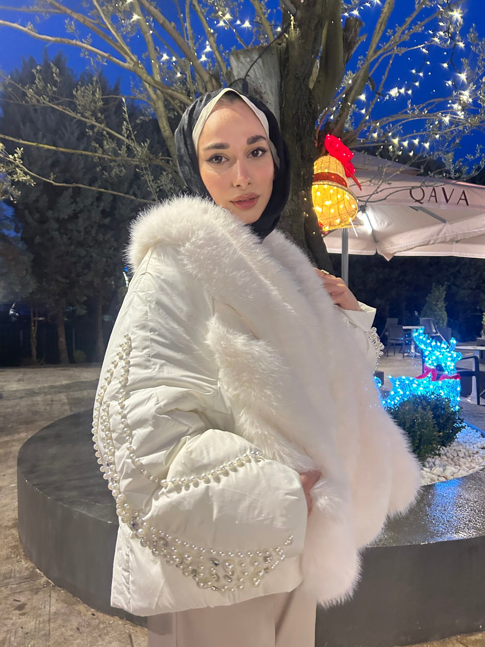 İthal İnci Detaylı Mont - EsraGürsesBoutique