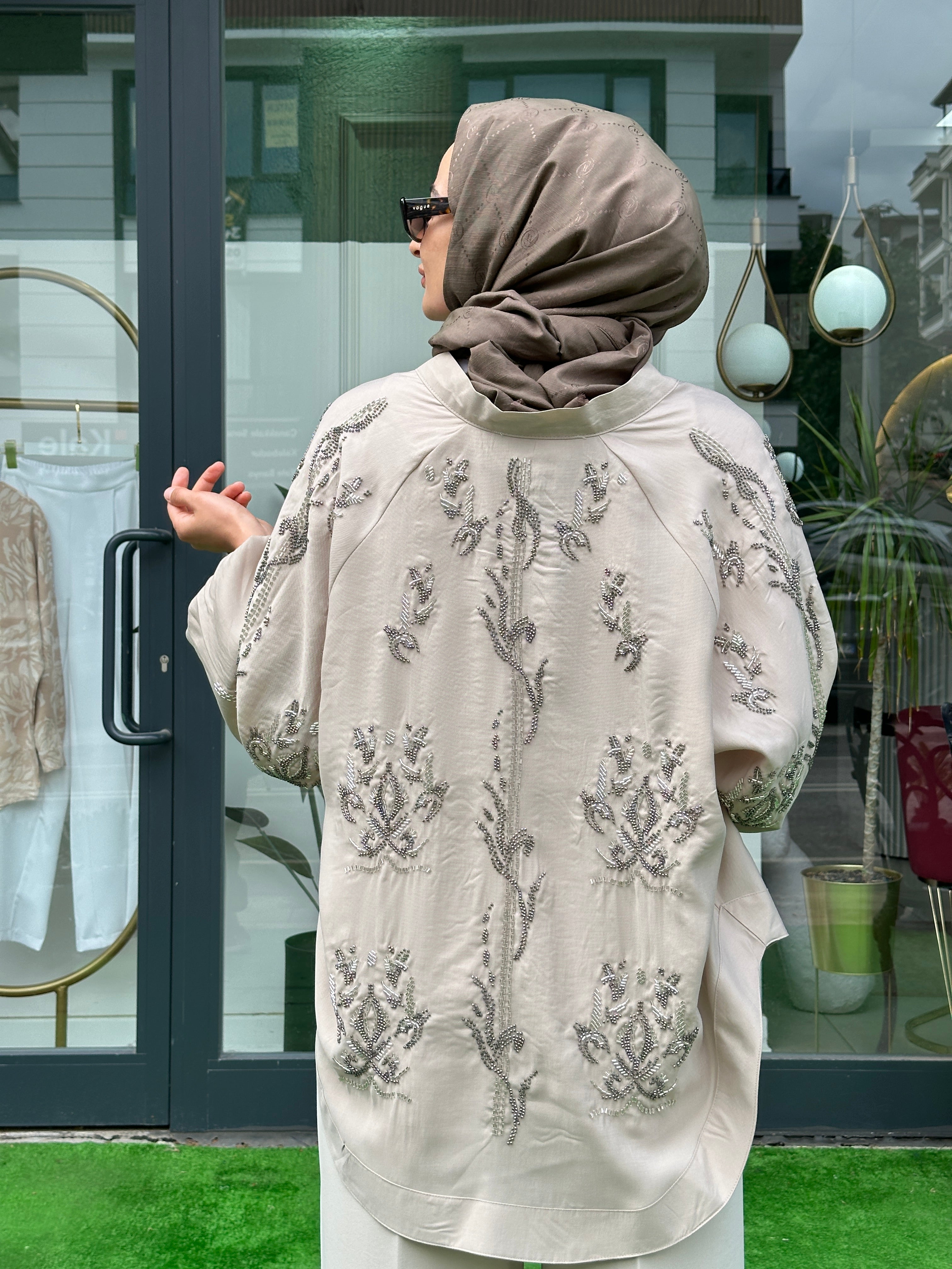 Taş İşlemeli Tensel Kimono