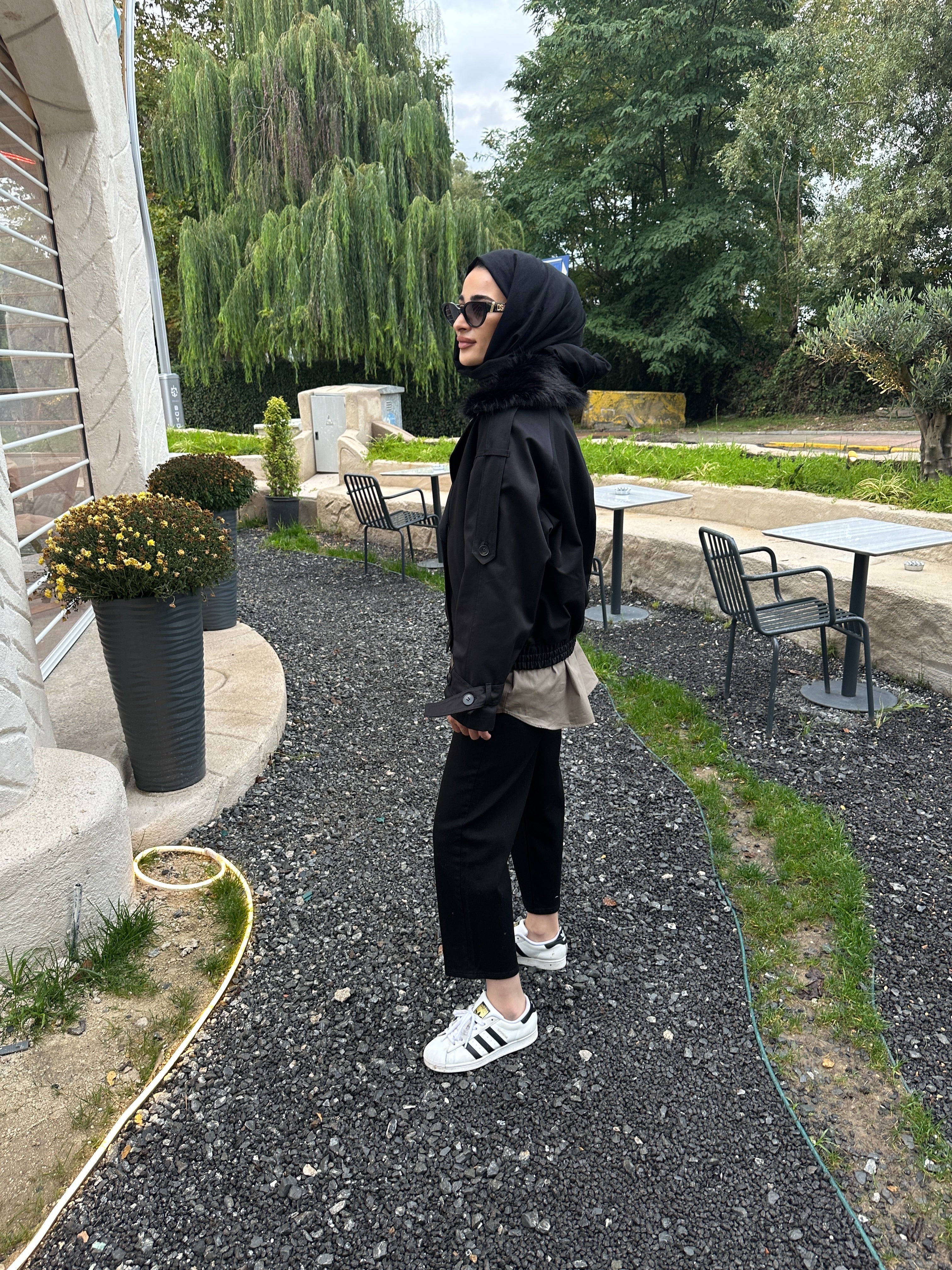 KÜRKLÜ KISA TRENÇ