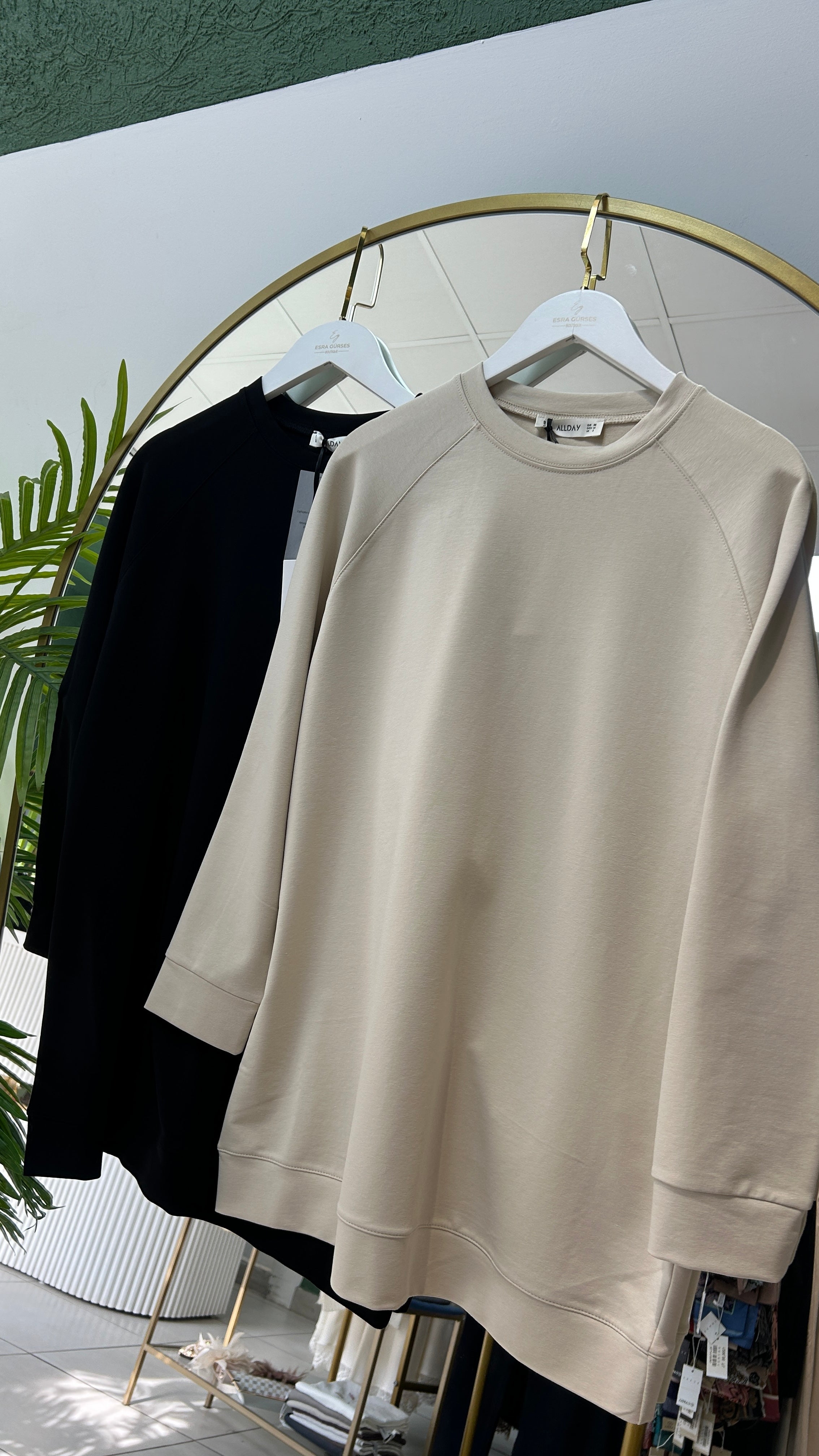 BİSİKLET YAKA SWEATSHIRT