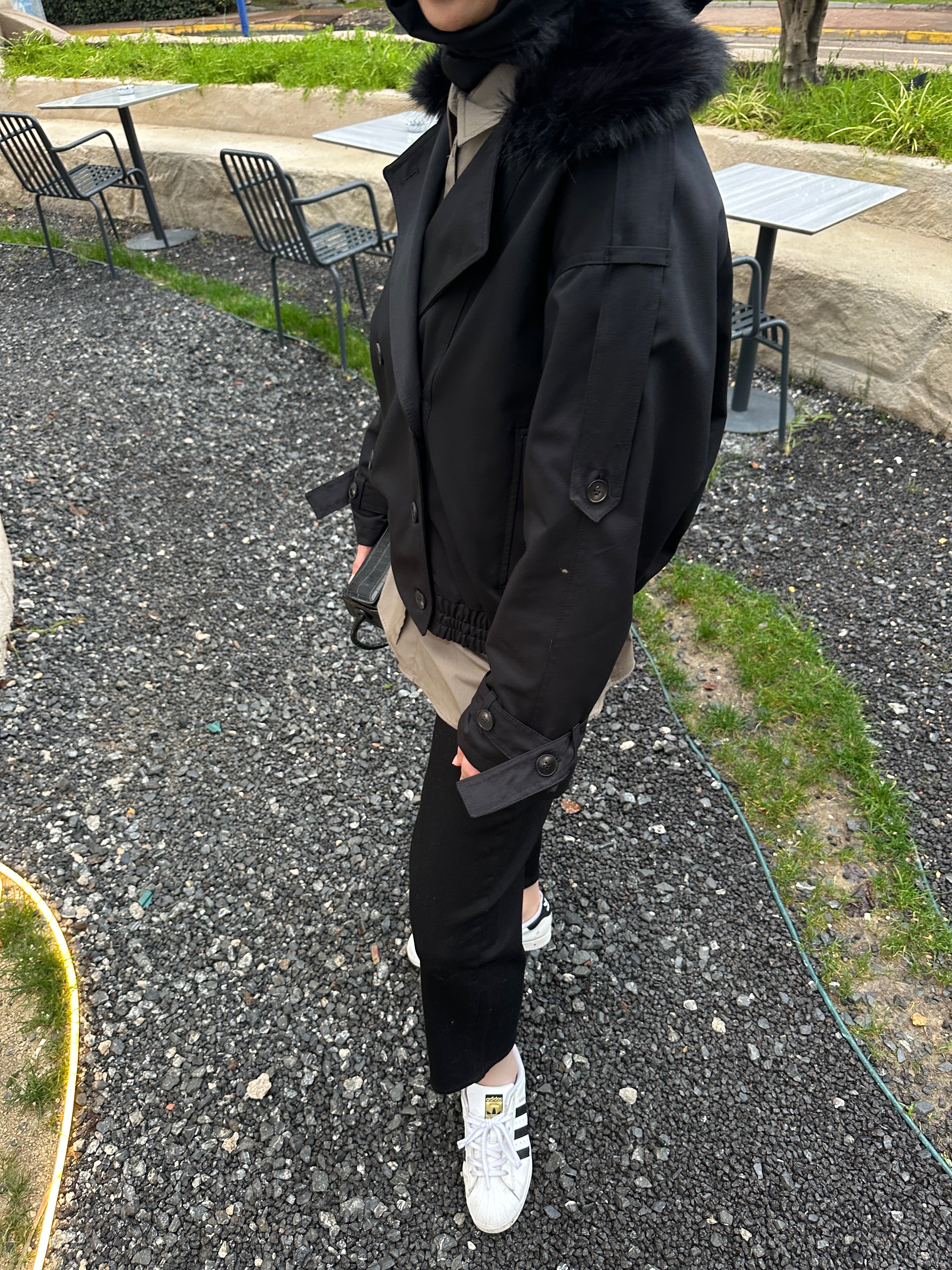 KÜRKLÜ KISA TRENÇ