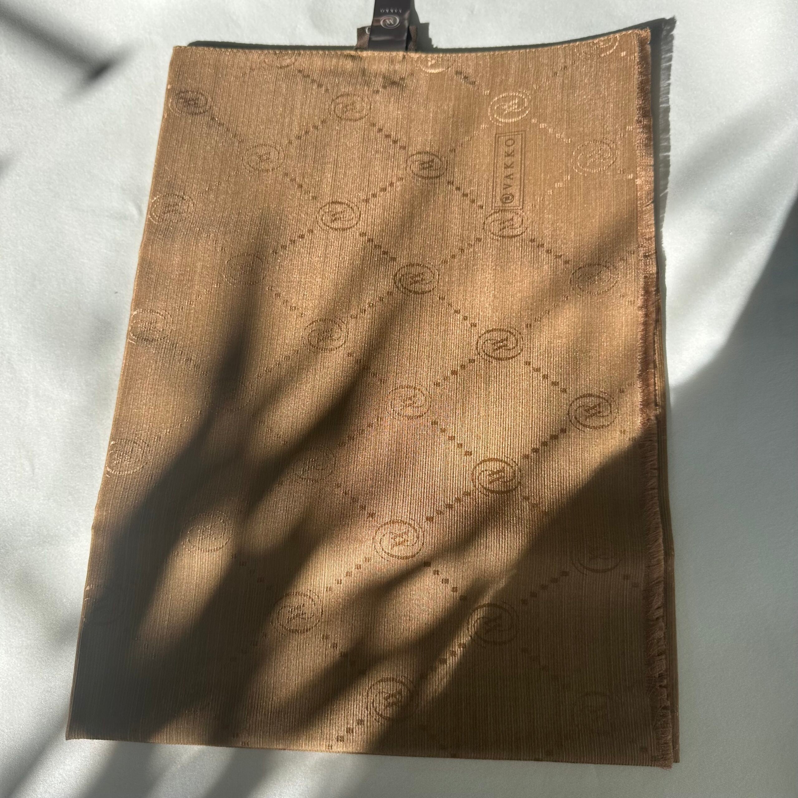 VAKKO Monogram Şal - Camel Renk - EsraGürsesBoutique