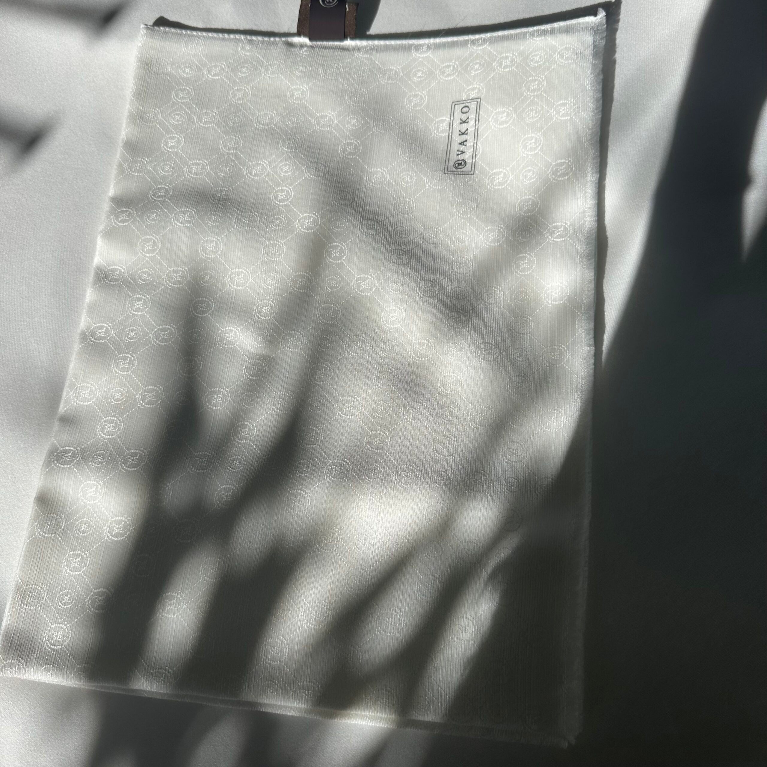 VAKKO Butik Şal - Beyaz - EsraGürsesBoutique