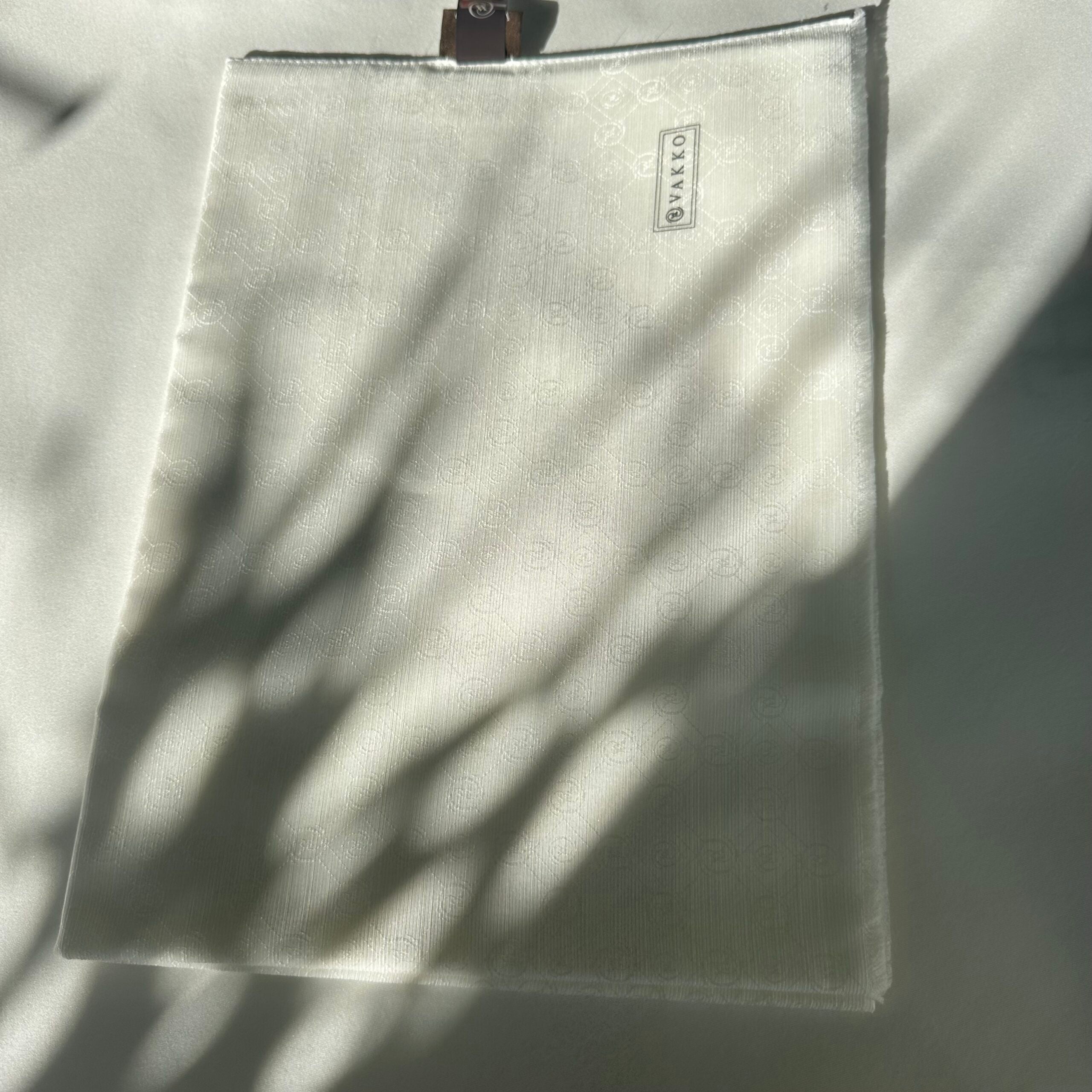 VAKKO Butik Şal - Ekru - EsraGürsesBoutique