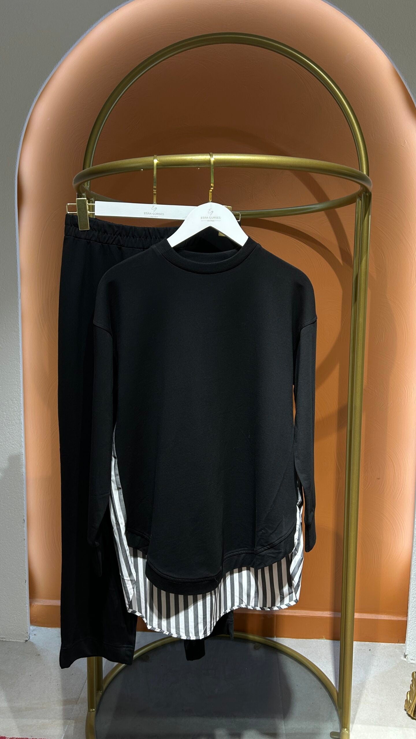 Çizgili Poplin Detay Takım - Siyah - EsraGürsesBoutique
