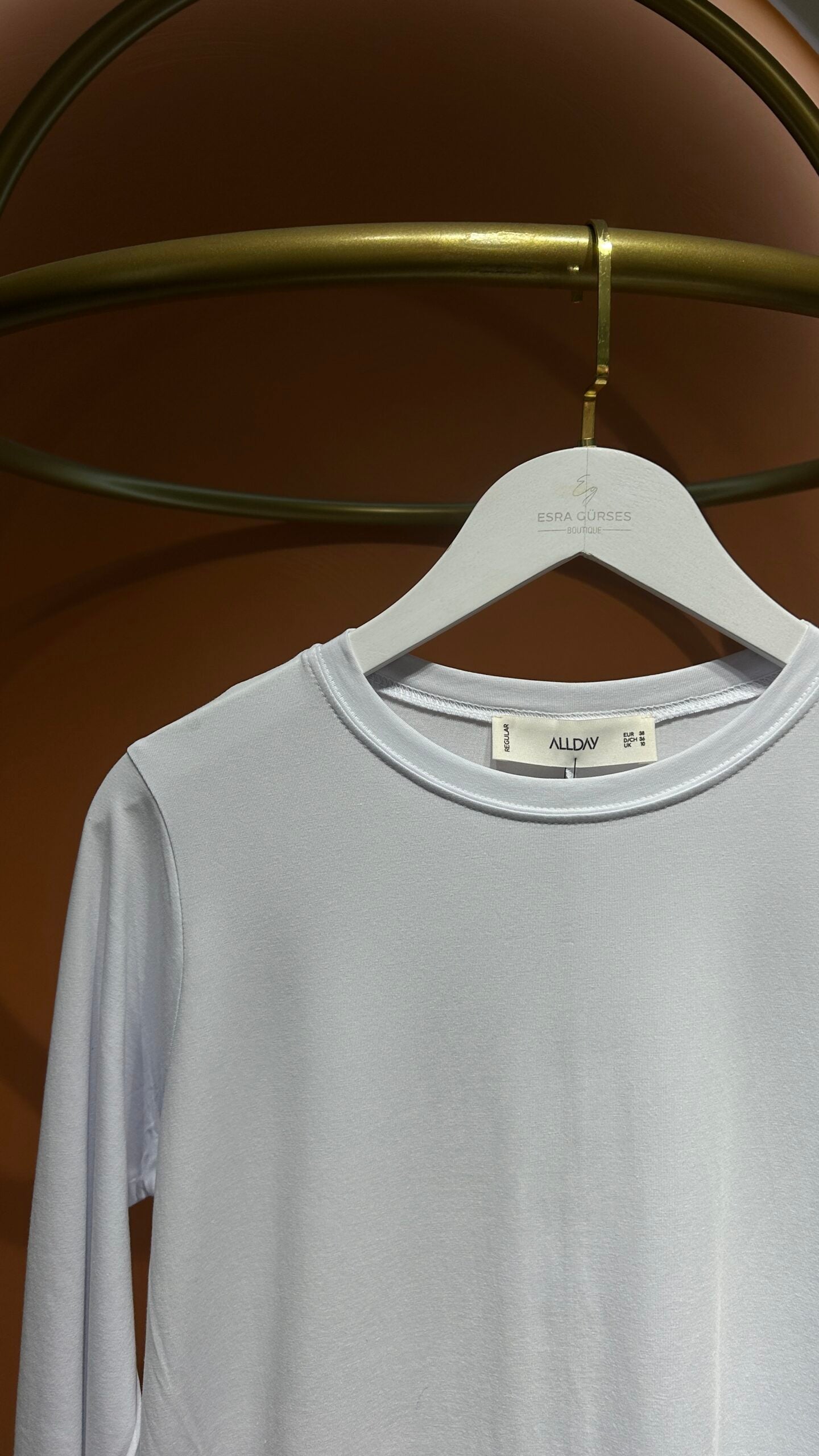 Uzun Kollu Beyaz İçlik Elbise - EsraGürsesBoutique