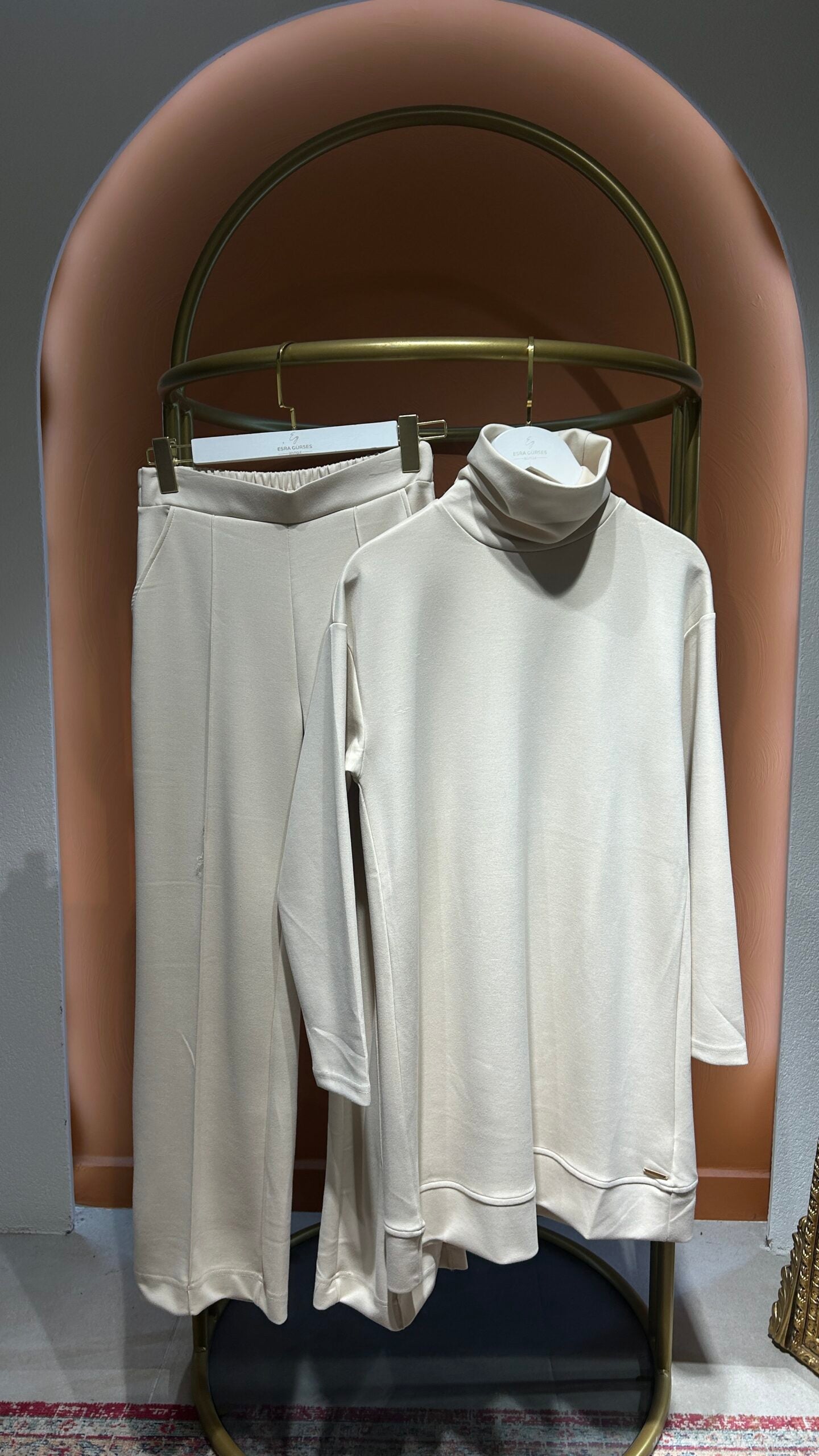 Premium Nervürlü Pantolon - Ekru - EsraGürsesBoutique