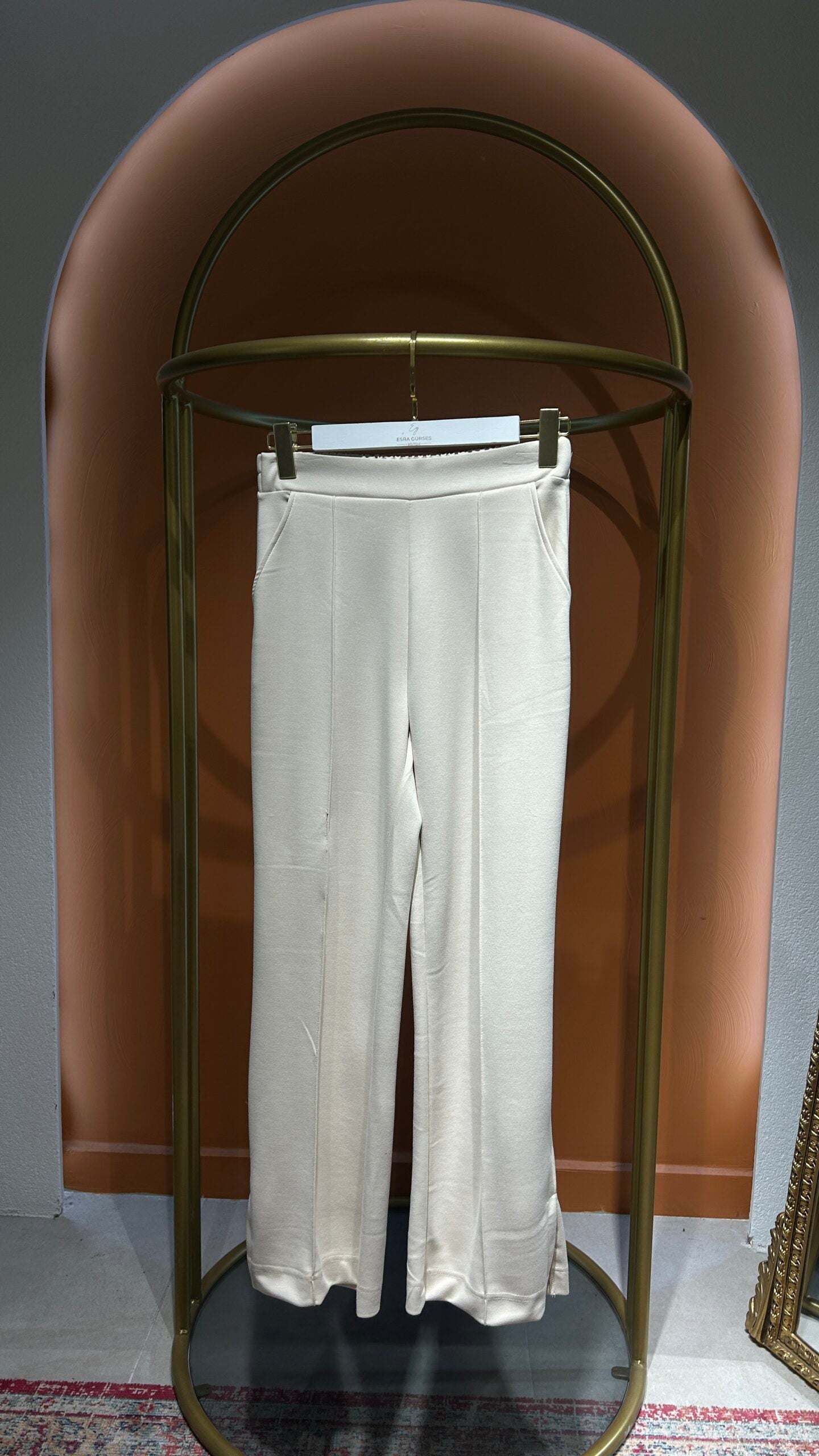Premium Nervürlü Pantolon - Ekru - EsraGürsesBoutique