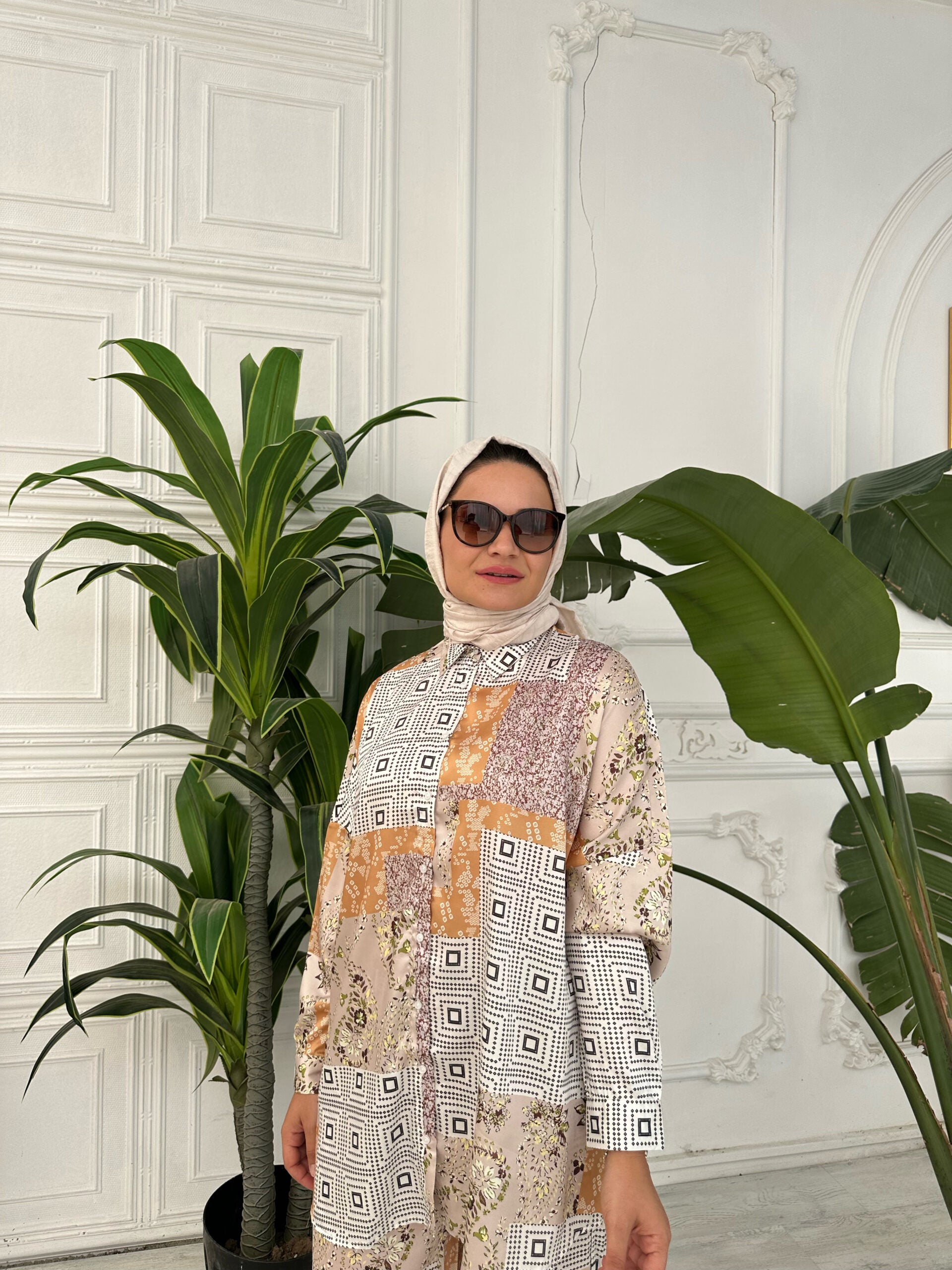 Desenli Saten Takım - EsraGürsesBoutique
