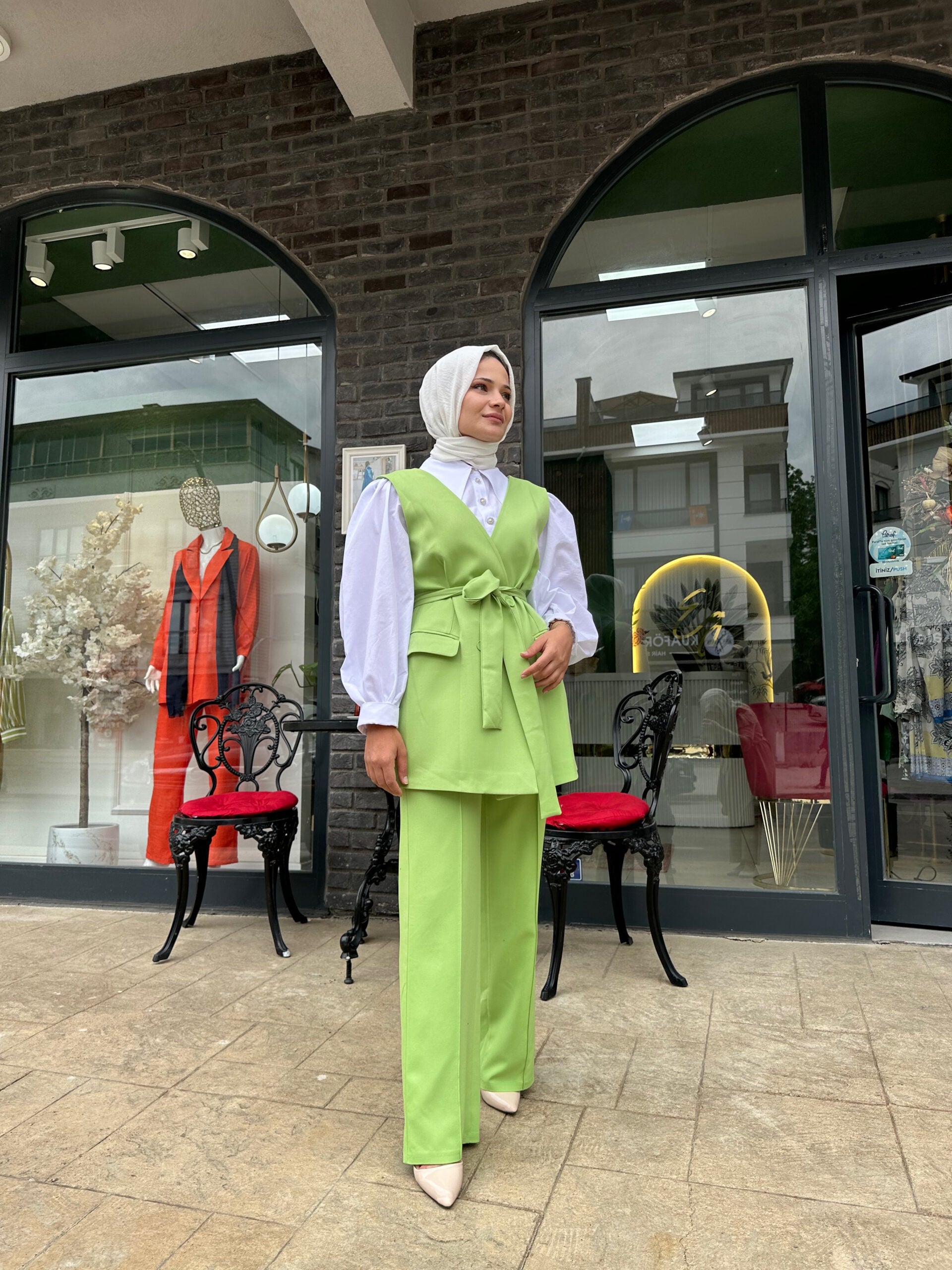 Yeşil Yelekli Takım - EsraGürsesBoutique