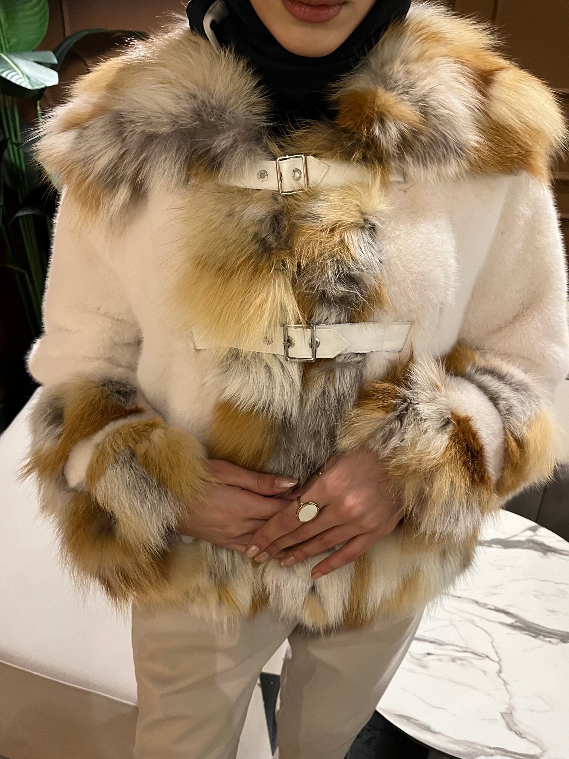 İthal Tilki Kürk - EsraGürsesBoutique
