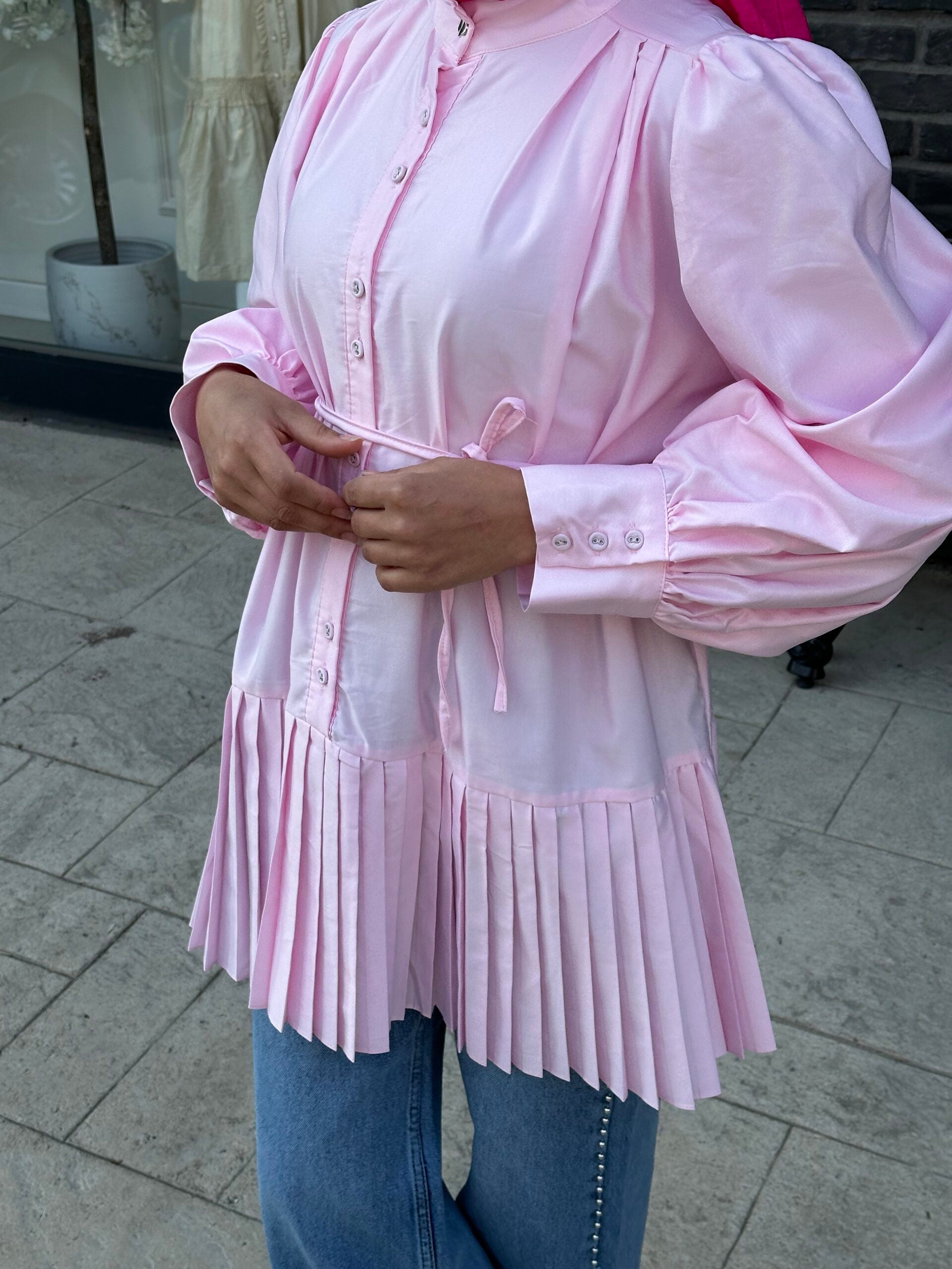 HENZA PEMBE PİLİSE GÖMLEK