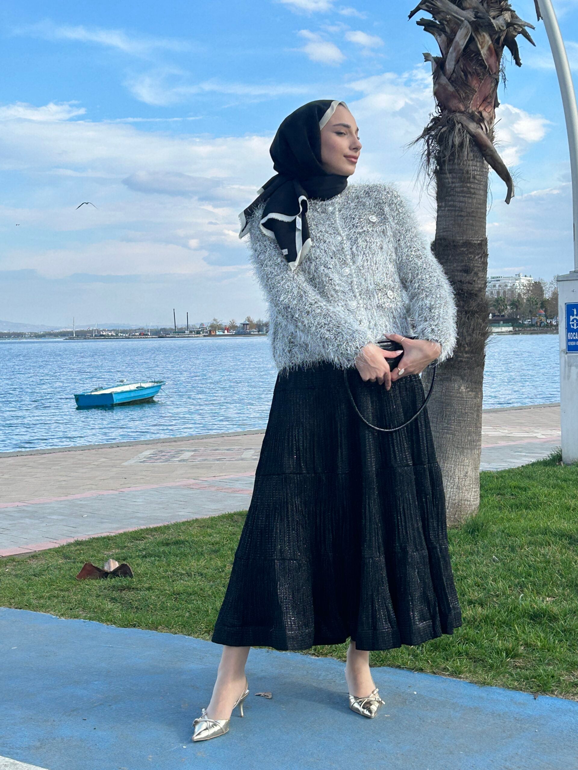 İthal Simli Angora Hırka - Siyah - EsraGürsesBoutique