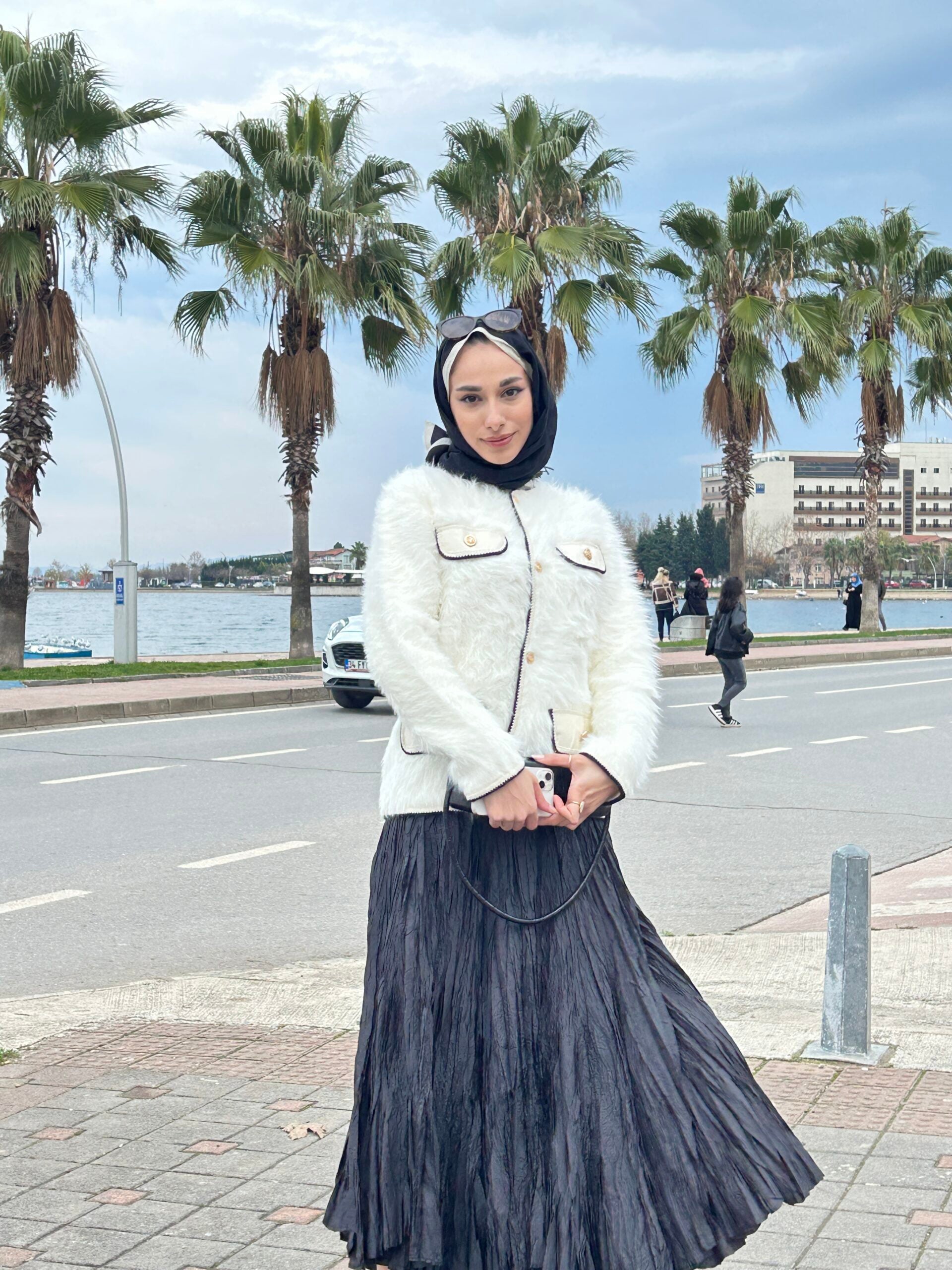 İthal Oldmoney Hırka - EsraGürsesBoutique