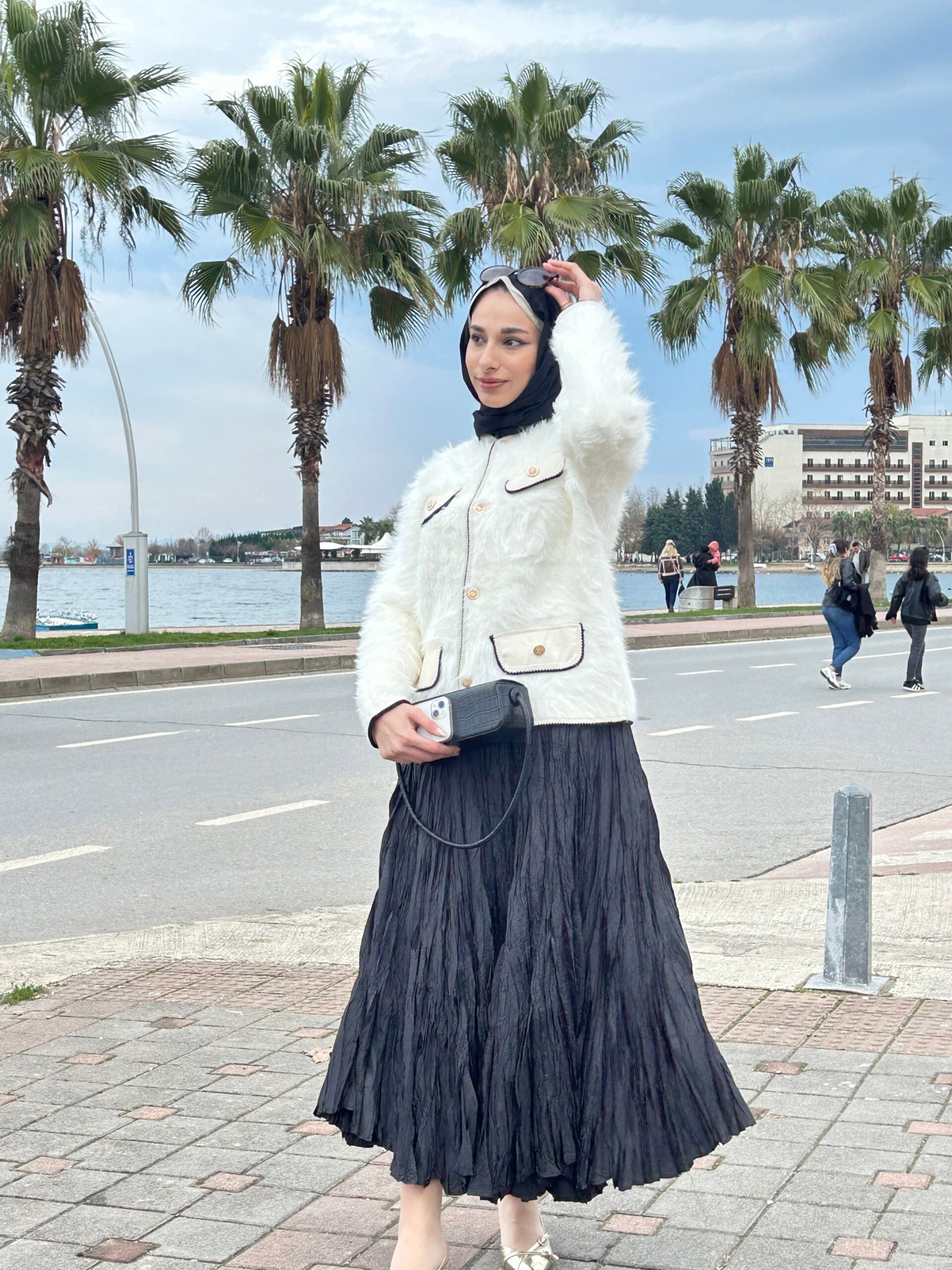 İthal Oldmoney Hırka - EsraGürsesBoutique