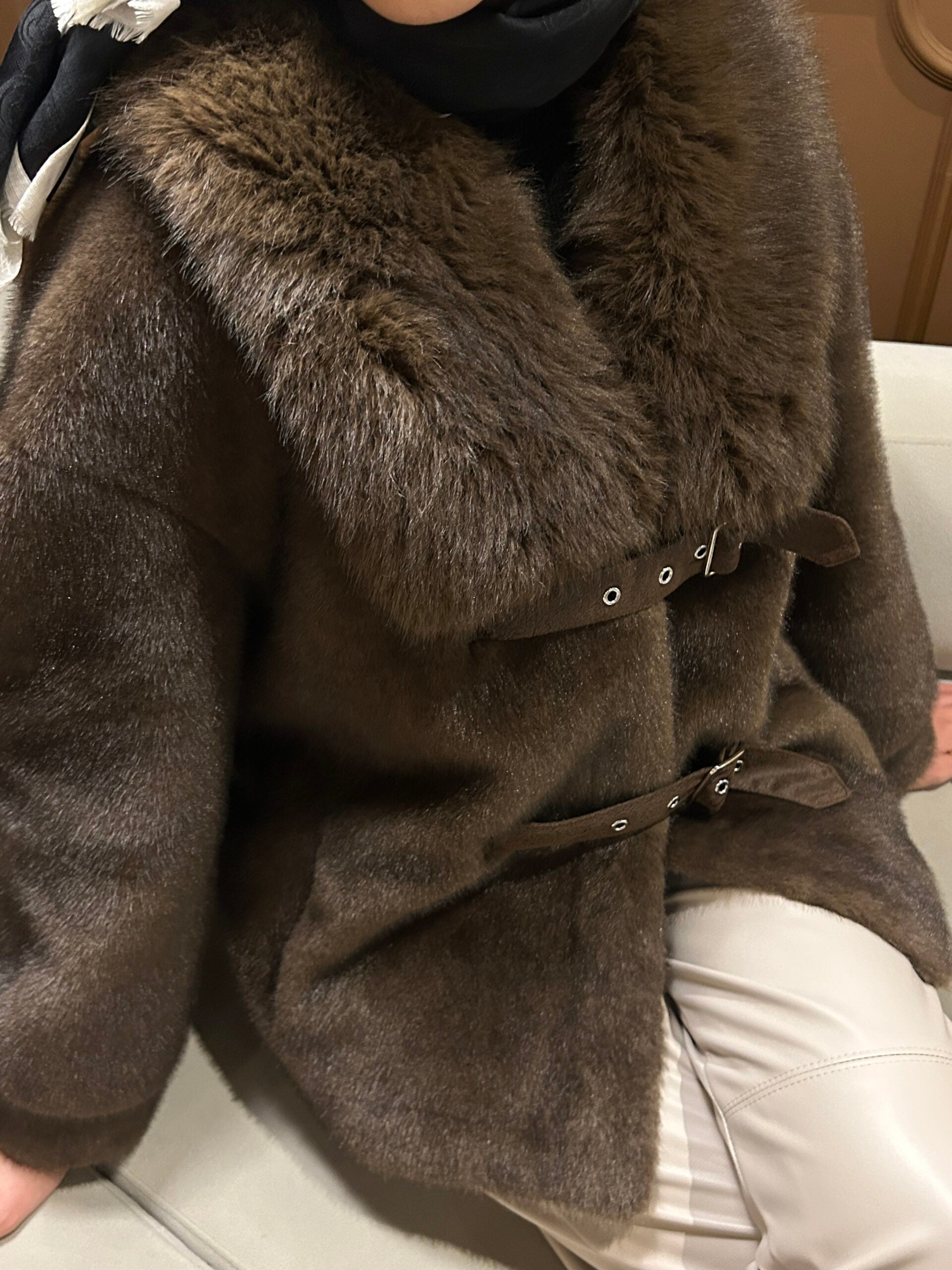 İthal Kahve Kürk Ceket - EsraGürsesBoutique